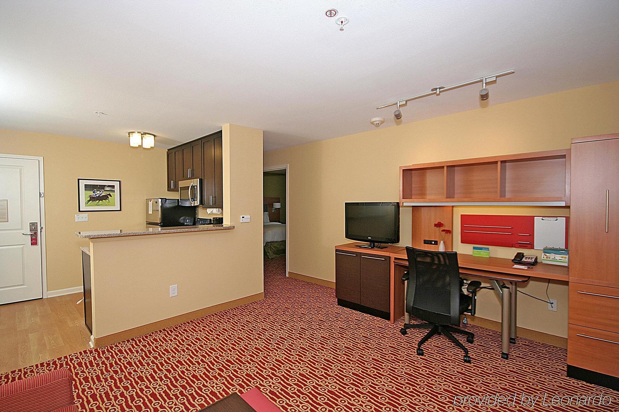 Hotel Towneplace By Marriott Whiskey Road 3*