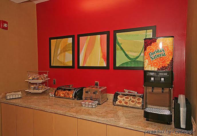 Hotel Towneplace By Marriott Whiskey Road 3*